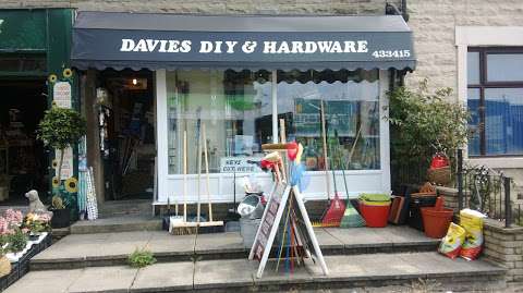 Davies D.I.Y and Hardware photo